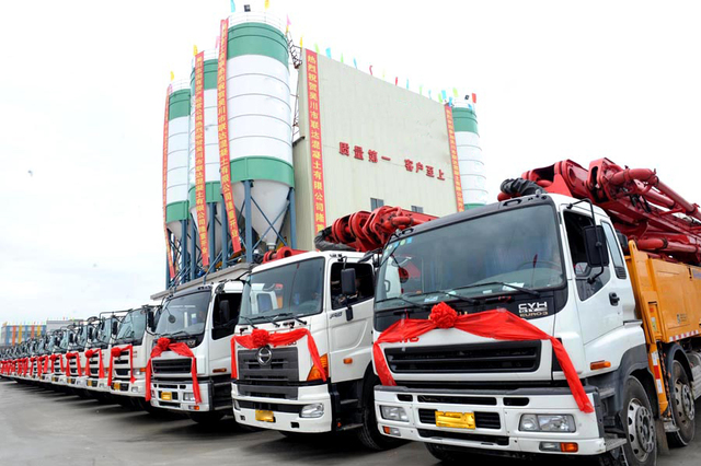 HZS200/240混凝土攪拌站